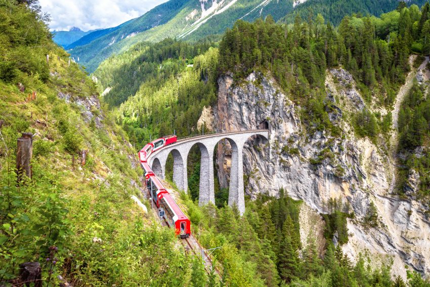 Kouzelný svět švýcarských horských železnic