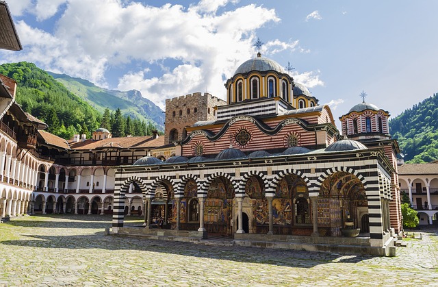 Velký okruh Bulharskem s koupáním v Černém moři
